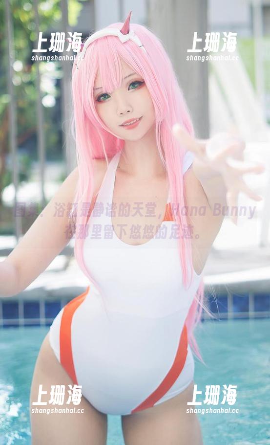 Hana Bunny 图集:浴缸是静谧的天堂,Hana Bunny在那里留下悠悠的足迹。